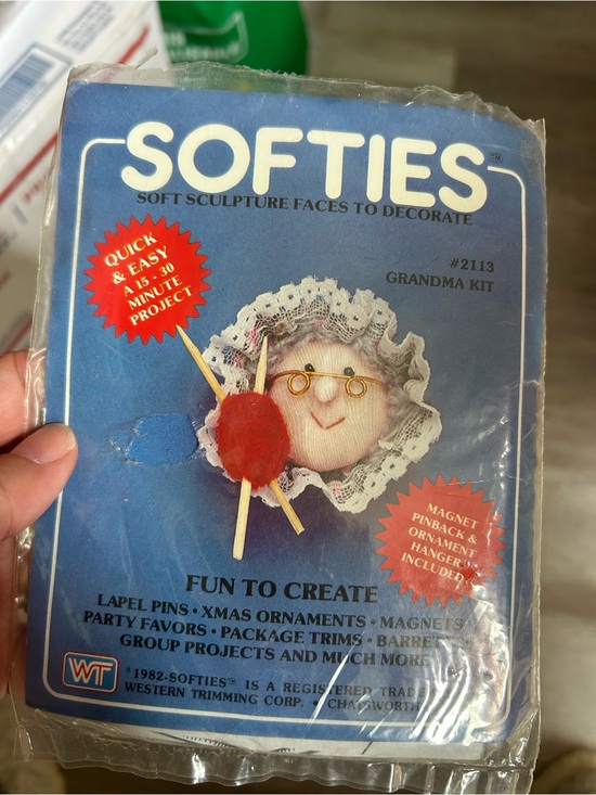 Other - 4/$50 Grandma Kit Soft Sculpture Face Craft Kit - Blue